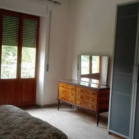 Διαμέρισμα Appartamento Estivo Agnese *
